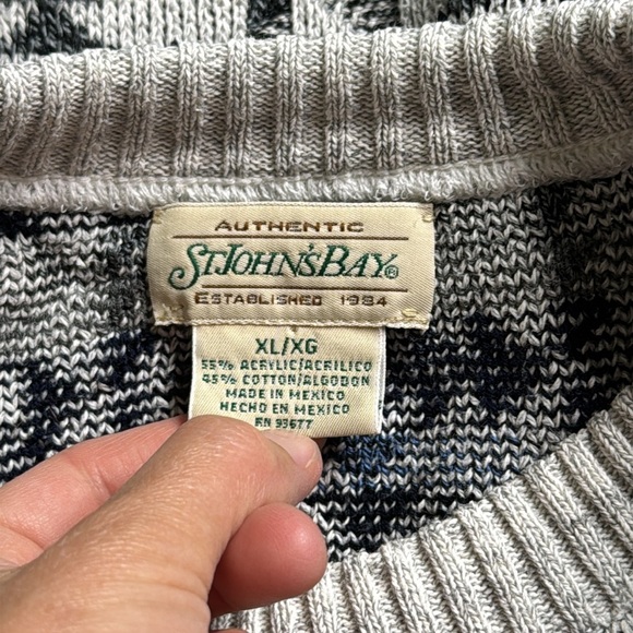 Vintage St. John's Bay Southwestern Crewneck Sweater Size XL - Picture 7 of 7